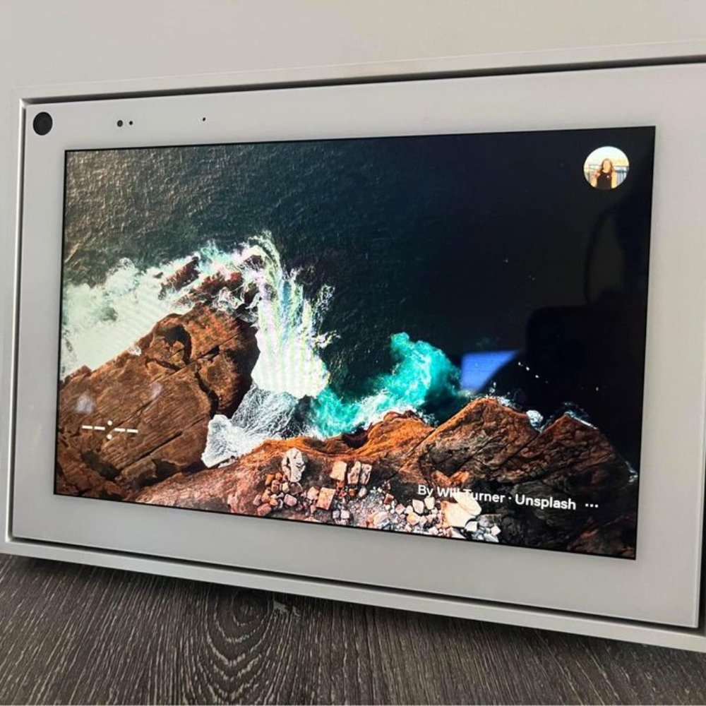 Facebook Portal - like new!